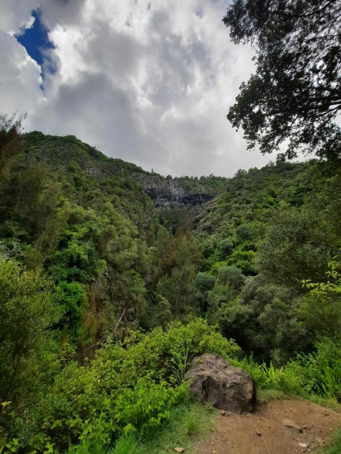 GÎTE les cimes caloupilon Cilaos Extérieur photo