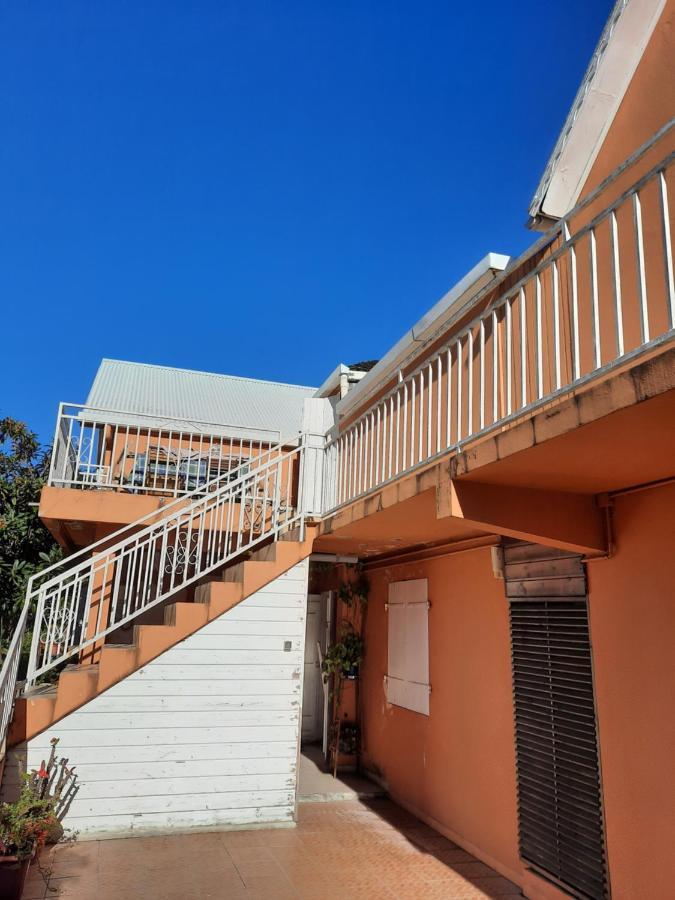 GÎTE les cimes caloupilon Cilaos Extérieur photo